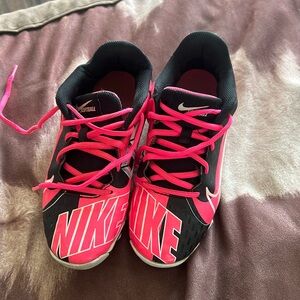 Nike cleats size 4.5 Y
